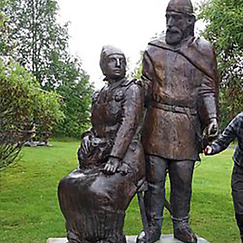 Landskapets urinvånare Härjulf Hornbrytare med hustrun Helga