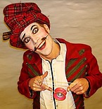 Funnybones Production presenterar John Houdi - Comedy Magic