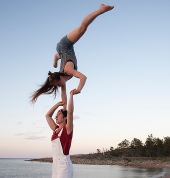 Anna Saskia Stickler & Anna Partridge - Knivsta Nycirkusfestival 15 april 2023