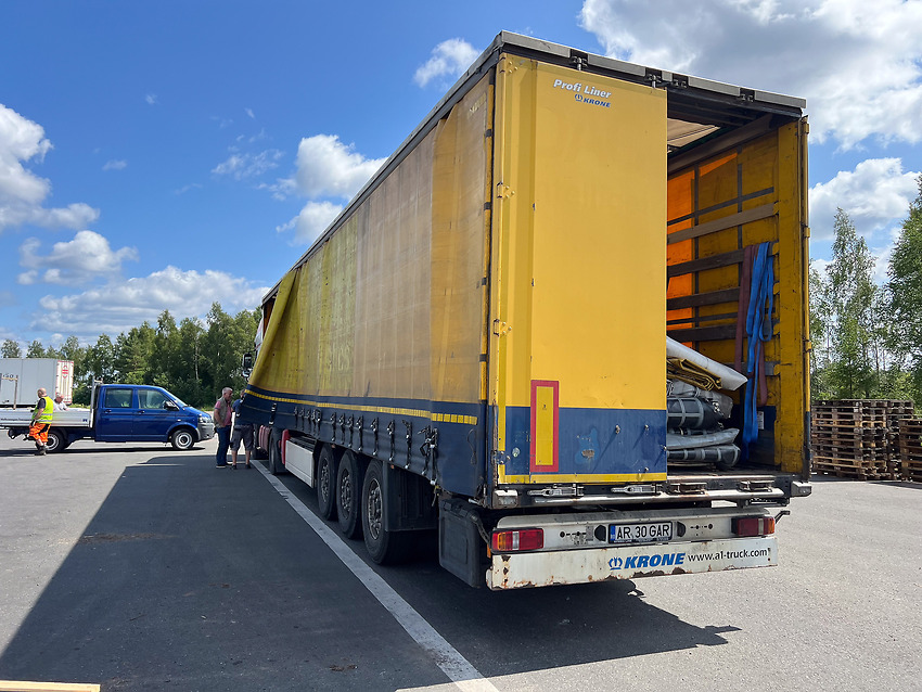 Transport av lastbilskapell till Rumänien